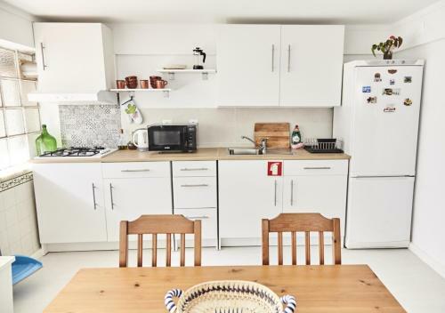 2 Bedroom Apartment House - Sol Do Murtal