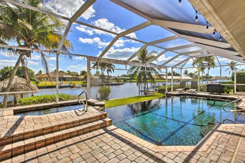 Upscale Cape Coral Retreat With Infinity Pool And Spa!