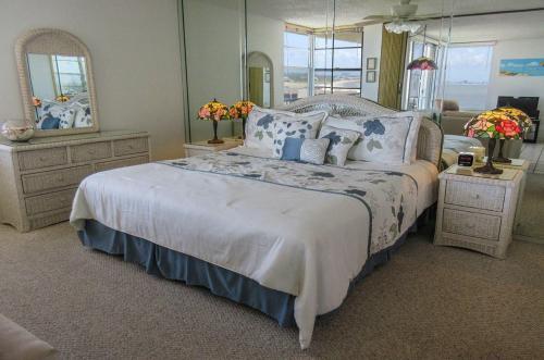 Estero Beach & Tennis 1108a By Kathy Nesbit Vacations