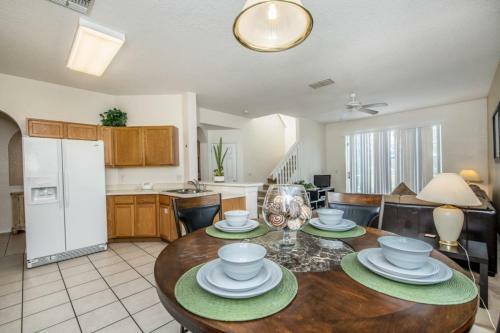 Private 5 Bedroom Villa With Conservation View Home