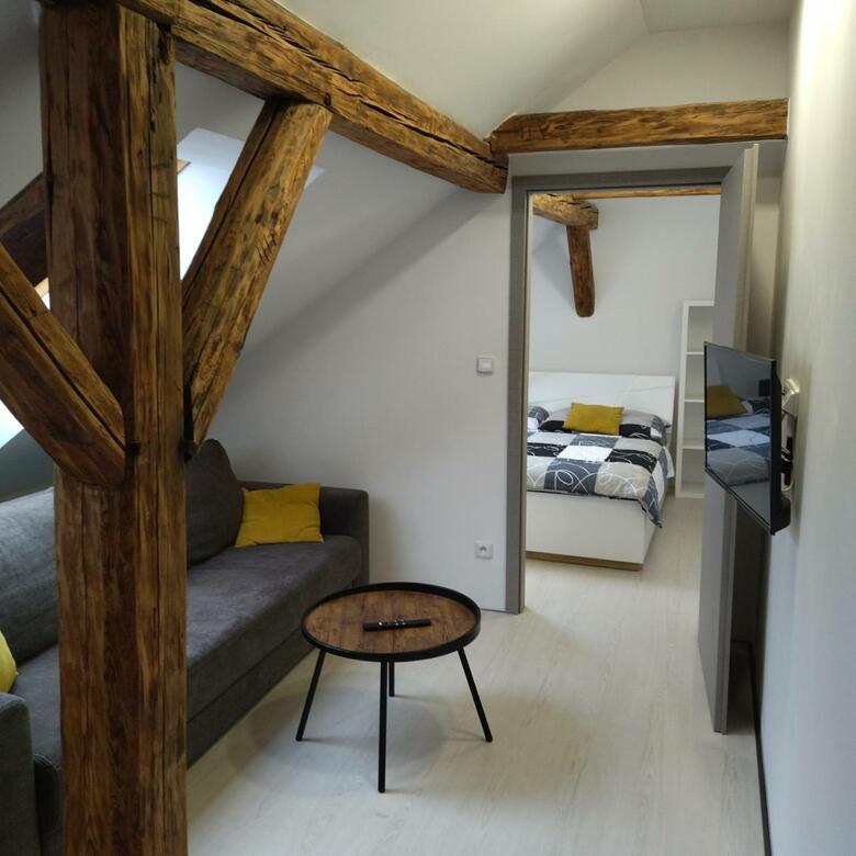 Apartm�ny S V�hledem Na Z�mek II
