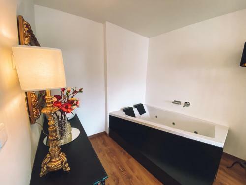 Villa Vale Da Fonte - Charming Houses