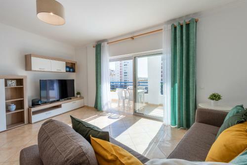 Apartamento Monarquia - T3 Quarteira
