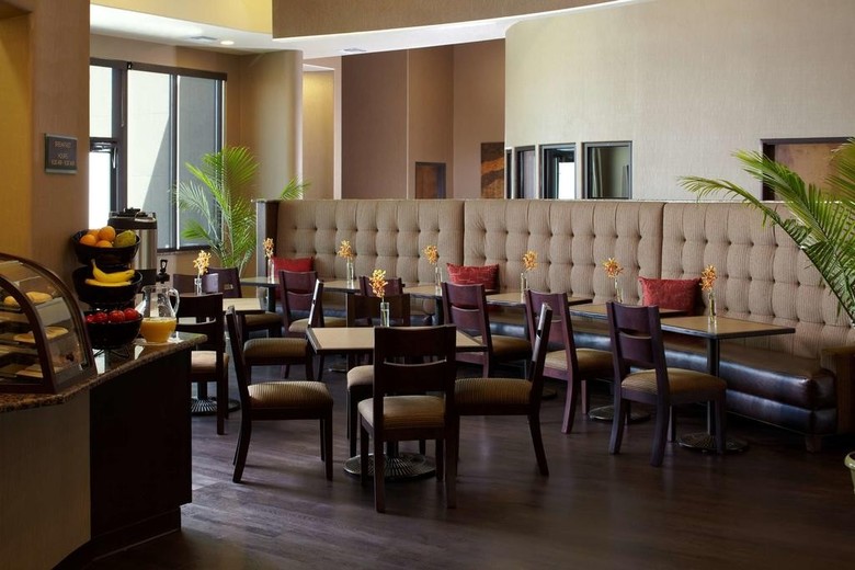 Best Western Plus Atrea Hotel And Suites