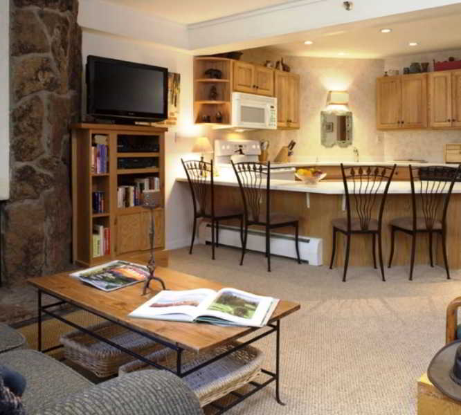 Apartamentos Laurelwood Condominiums