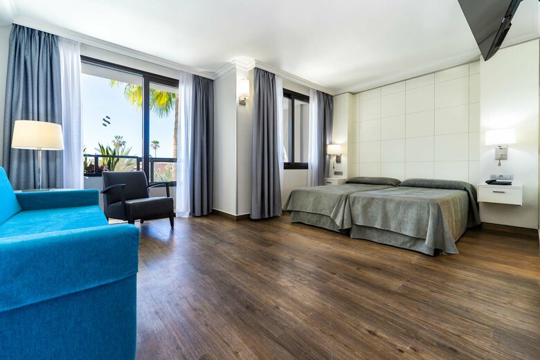 Hotel Spring Bitacora