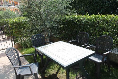 Apartments In Lazise - Gardasee 30250