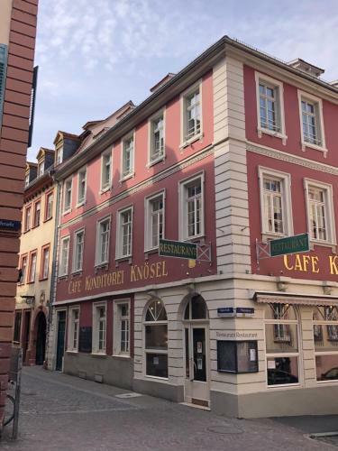 Apartamento Caf� & Hotel Kn�sel