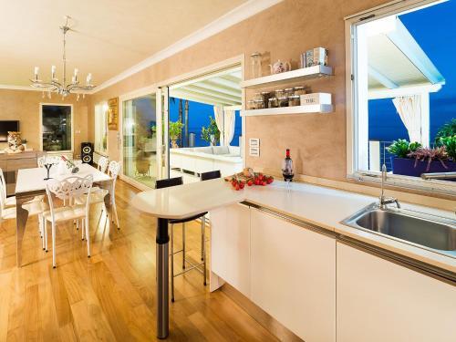 Luxurious Villa In Letojanni With Private Pool