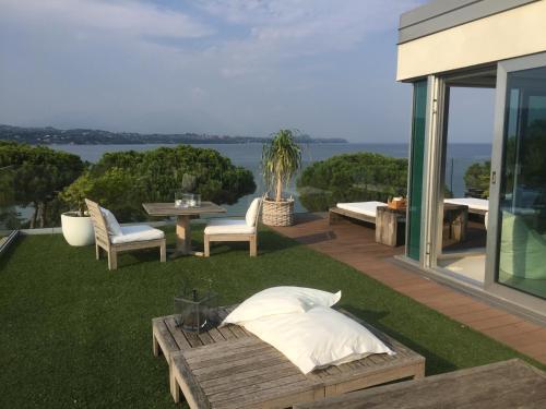 Apartamento The White Loft. Art&design Lakeview Luxury Duplex.