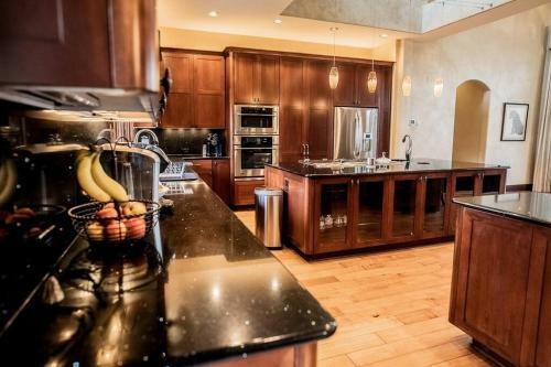 Hawkins Estate At Tanganyika