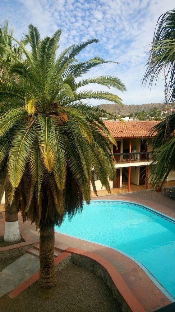 Hotel Bugambilia