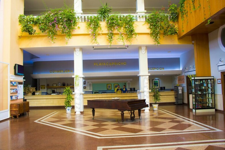 Playacapricho Hotel