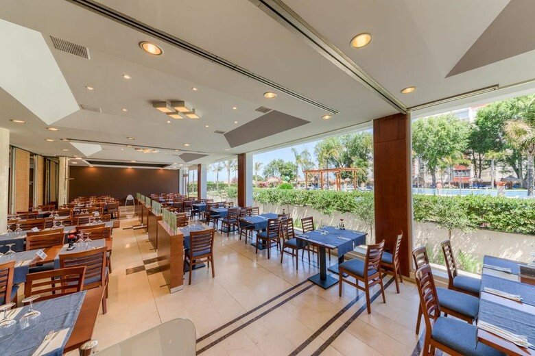 Hotel Puerto Bah�a & Spa