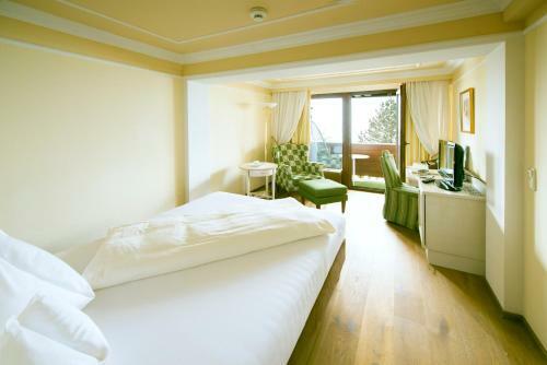 Hotel Ebner's Waldhof Am See Resort & Spa