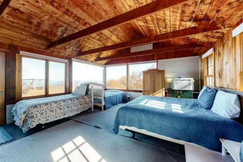 Cliff House Beach Retreat