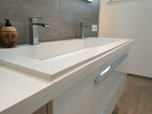 Apartamento 3-zimmer-designer-wohnung