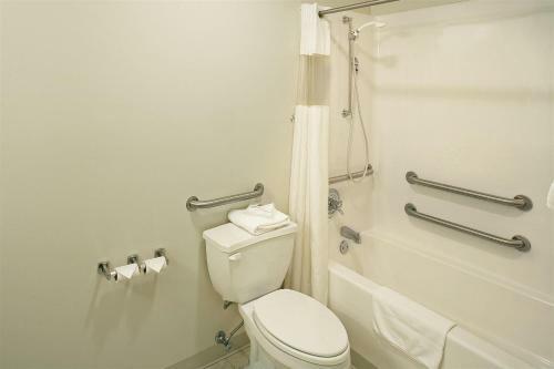 Hotel Simple Rewards Inn