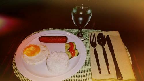 Hostal Makabata Guesthouse
