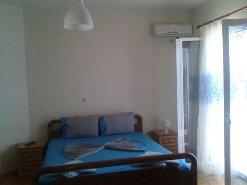 Hostal Magic Ionian Apartments & Rooms