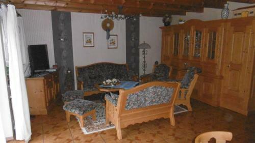 Gro�es G�stehaus