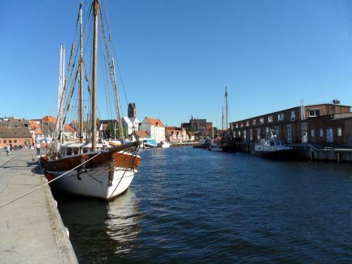 Apartamento Seestern Am Hafen Mit Balkon - Abc139