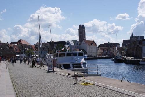 Thie� Mit Terrasse & Parkplatz - Abc202