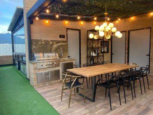 Apartamento Apto de Dos Habitaciones Con Balc�n