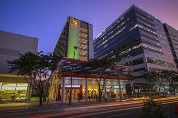 Tune Hotel Aseana City