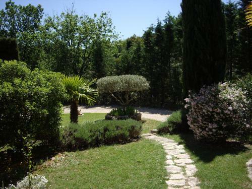 Apartamento La Bastide de Mauragne - G�te Les Iris
