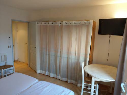 Apartamentos Les Alb�res Asclepieia Studio Ragnar