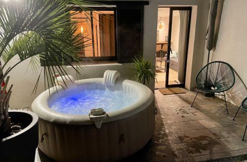 Apartamento Bandol T2 Jacuzzi Privatif Bas de Villa