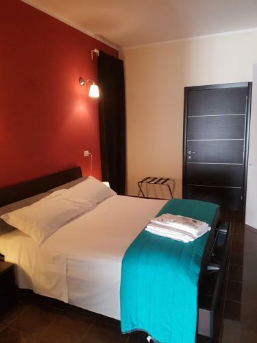 Bed & Breakfast Ascot Holiday Home