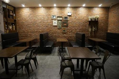Hotel James Joyce Coffetel Shijiazhuang (railway Station)