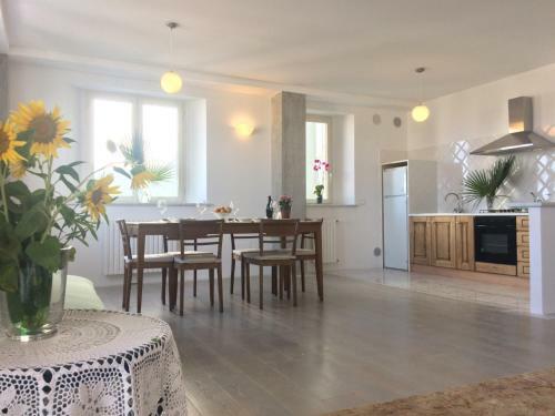 Chic Beach Apartment