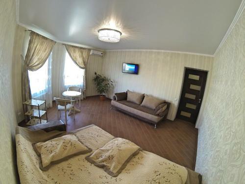 Apartment On Kyivska Street 2953