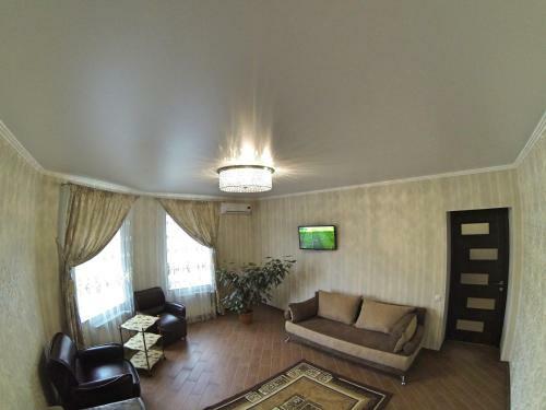 Apartment On Kyivska Street 2953