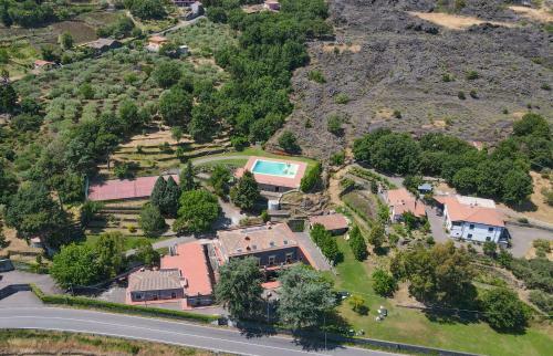 Hotel Santoro Country House