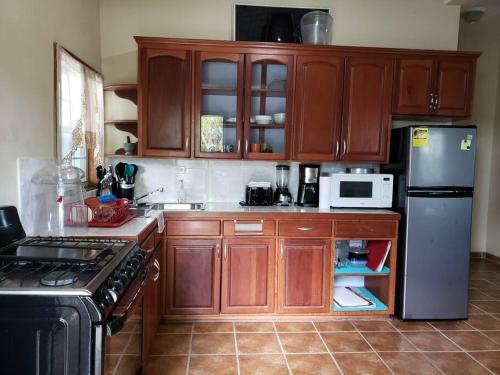Apartamento The Sands Inn-ground Floor With Pool
