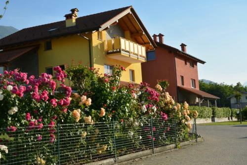 Apartamento Residence Girasole Casa Gialla