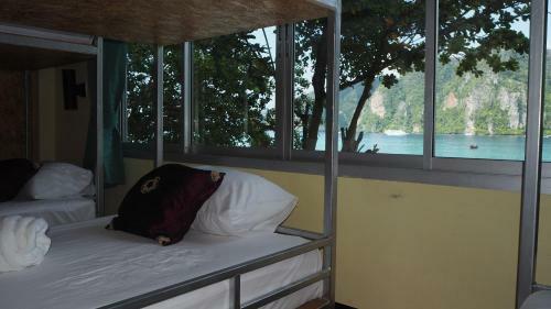 Albergue Chaokoh Phi Phi Resort And Dorm Room
