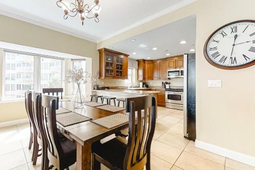 Atlantic Villas 302