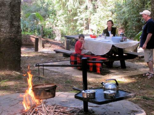Bed & Breakfast Yarrahapinni Homestead