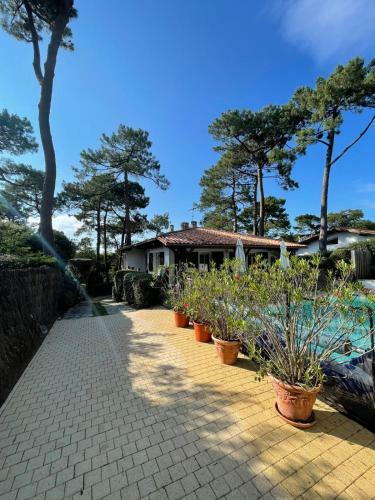 Villa 140 M2 With Wifi-piscine And Garden