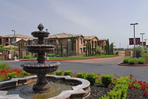 Apartamentos Sacramento Guest Services