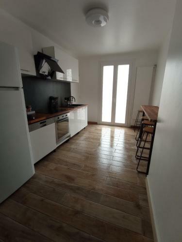 Apartamento Appartement Spacieux En Centre Ville, 2 Chb, Terrasse Et Garage