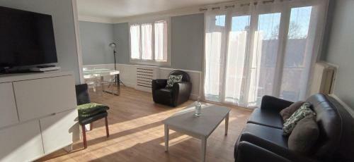 Apartamento Appartement Spacieux En Centre Ville, 2 Chb, Terrasse Et Garage