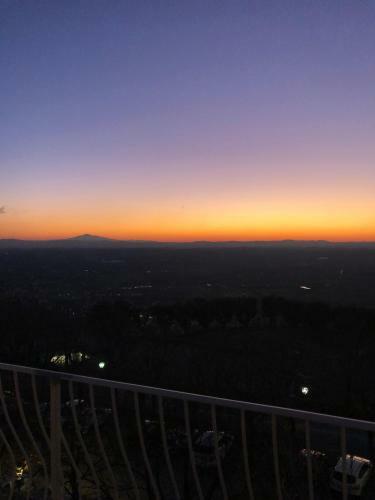 Cortona: Uno Sguardo Sull'infinito