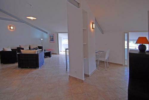 Apartamento T3 Plein Centre de St Florent
