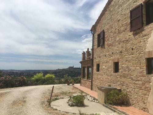 Agroturismo Colle Dei Falchi